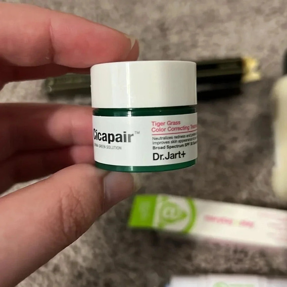 8-Piece Sephora Makeup & Beauty Sample Bundle #2 - Picture 5 of 9